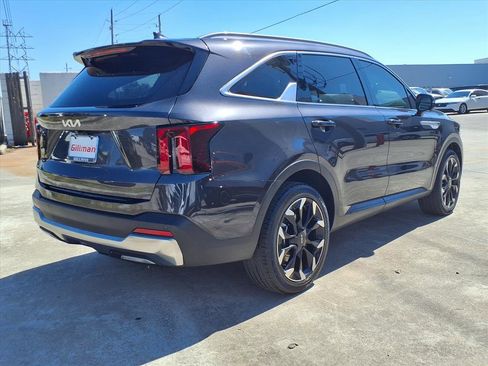 Used 2025 Kia Sorento SX image 26