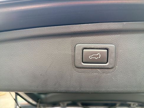 Used 2015 Subaru Outback 2.5i Limited image 11