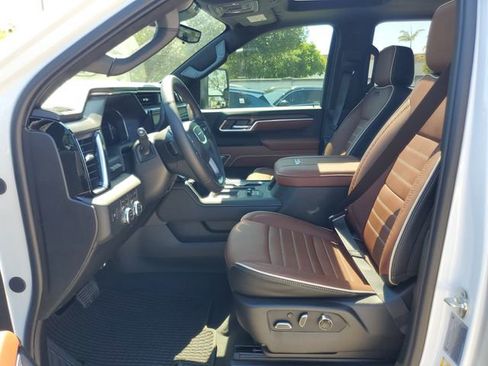 New 2026 GMC Sierra 2500 Denali Ultimate AWD/4WD image 8