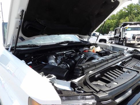 Used 2025 Chevrolet Silverado 3500 W/T w/ WT/CX Safety Package AWD/4WD image 45