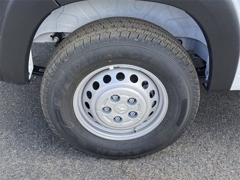 New 2024 RAM ProMaster 3500 w/ Premium Convenience Group image 6