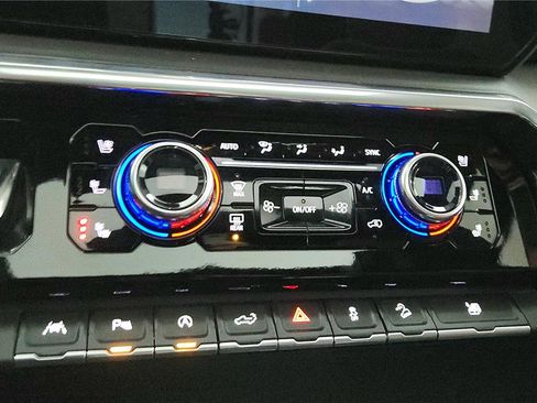 Used 2023 GMC Sierra 1500 Denali Ultimate image 45