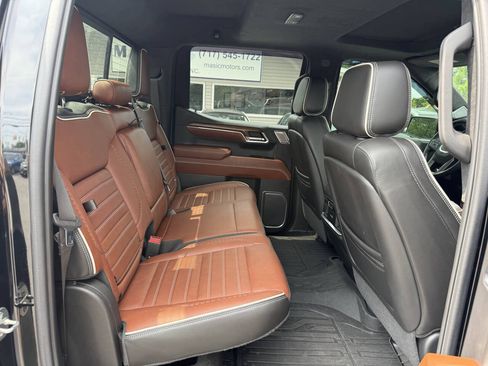Used 2022 GMC Sierra 1500 Denali Ultimate AWD/4WD image 14