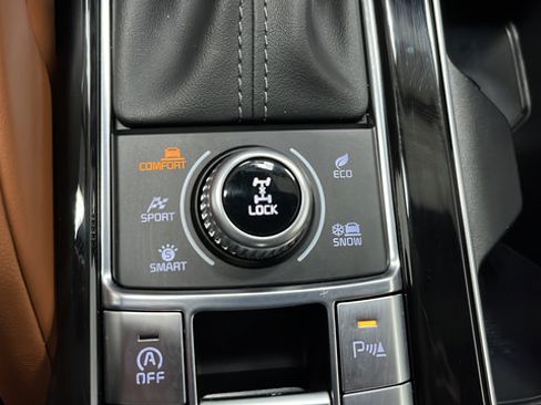 Used 2024 Kia Telluride SX Prestige X-Line AWD/4WD image 35