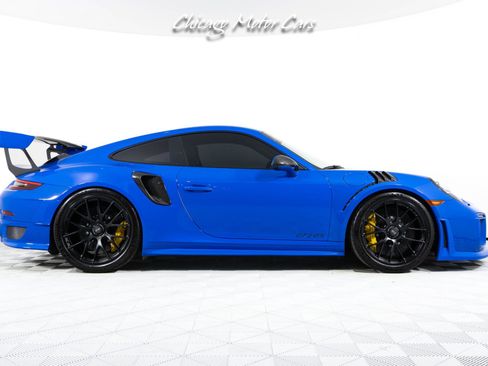 Used 2018 Porsche 911 GT2 RS RWD image 11