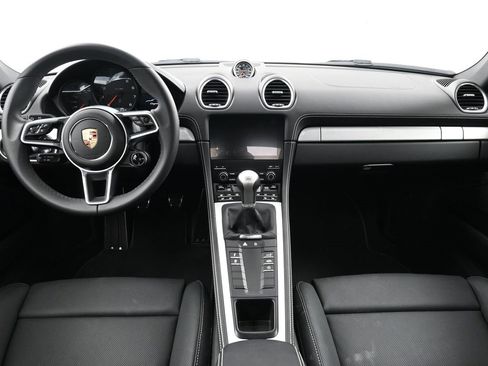 Used 2025 Porsche 718 Cayman image 6