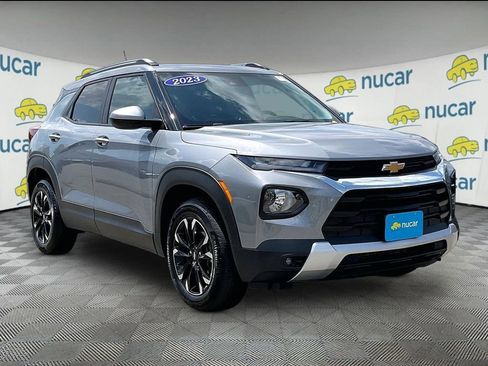 Used 2023 Chevrolet TrailBlazer LT AWD/4WD image 1