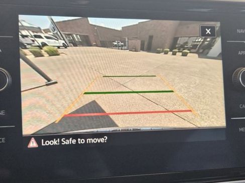 Used 2021 Volkswagen Atlas SEL Premium image 21