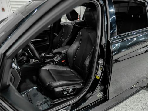 Used 2017 BMW 340i Sedan RWD image 40