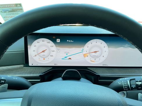 Used 2025 Genesis GV80 3.5T Advanced image 13