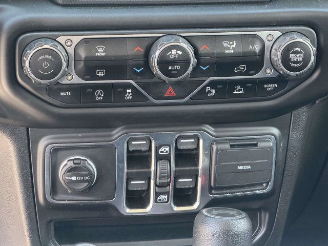 Used 2021 Jeep Wrangler Unlimited Sport AWD/4WD image 17