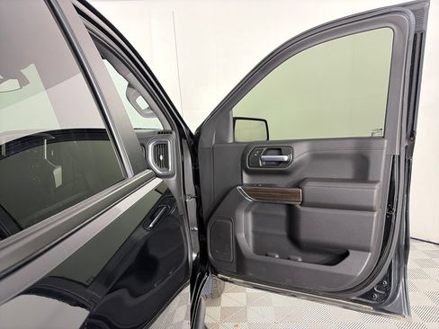 Used 2021 Chevrolet Silverado 1500 RST AWD/4WD image 30