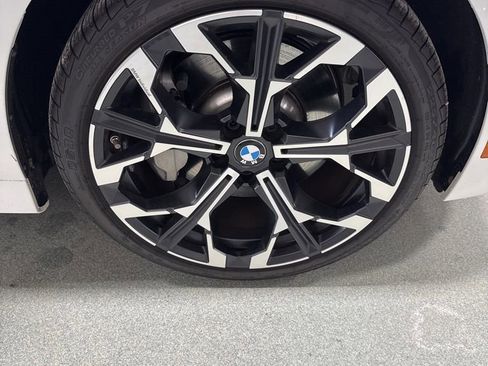 Used 2025 BMW 330i xDrive Sedan w/ Premium Package image 22