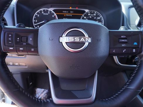 Certified 2025 Nissan Rogue SV FWD image 17