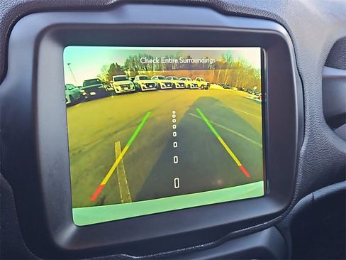 Used 2022 Jeep Renegade Latitude w/ Convenience Group image 15