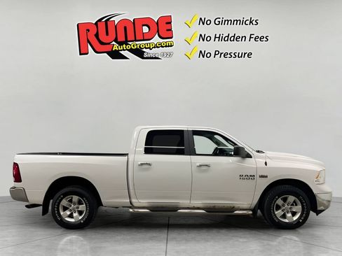 Used 2017 RAM 1500 Classic SLT AWD/4WD image 6