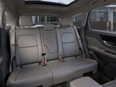 New 2024 Lincoln Corsair Grand Touring image 11