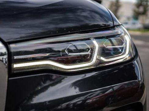Used 2020 BMW X7 xDrive40i w/ Cold Weather Package AWD/4WD image 12