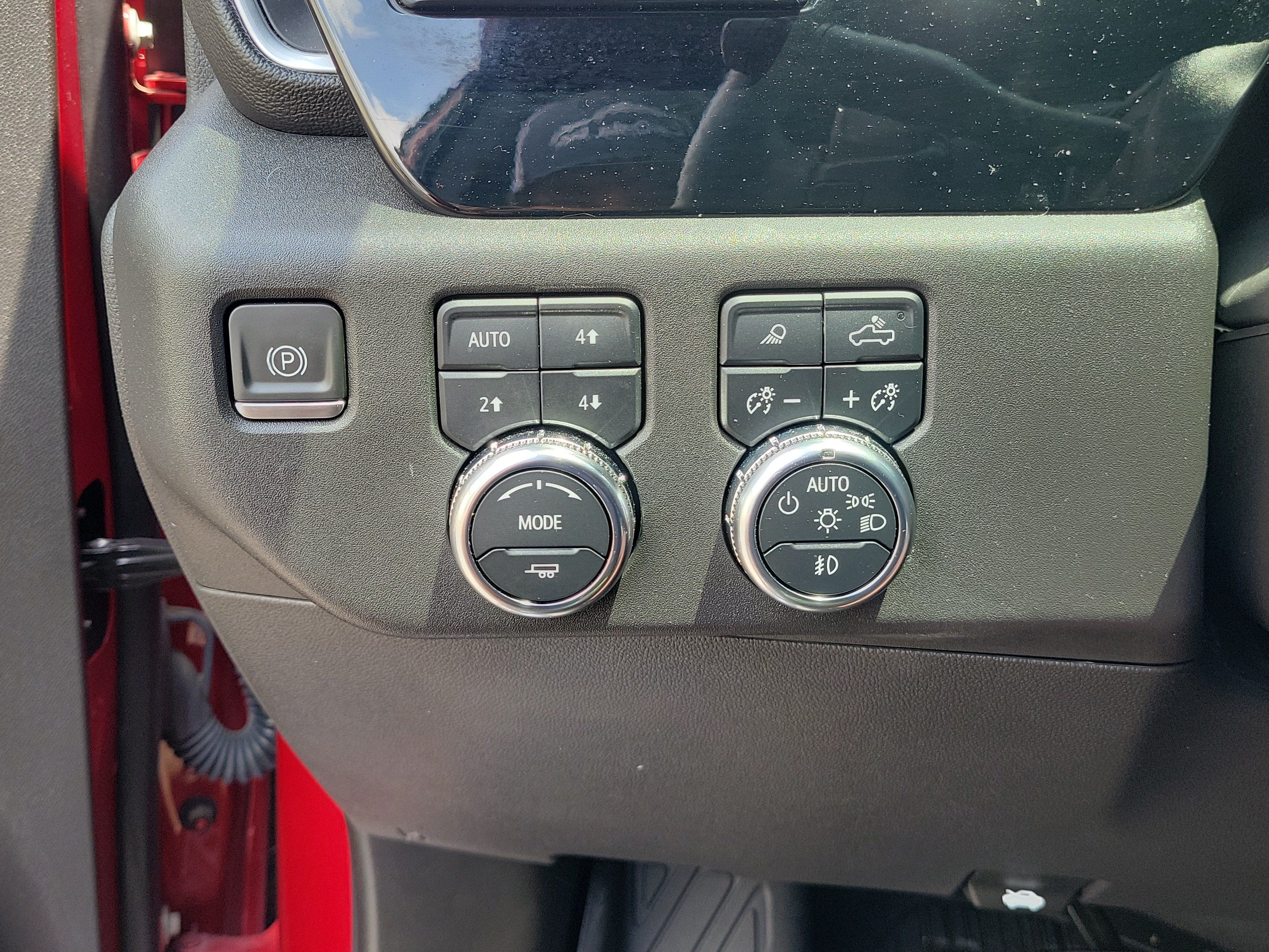 Used 2024 GMC Sierra 1500 SLT w/ SLT Premium Plus Package AWD/4WD image 18