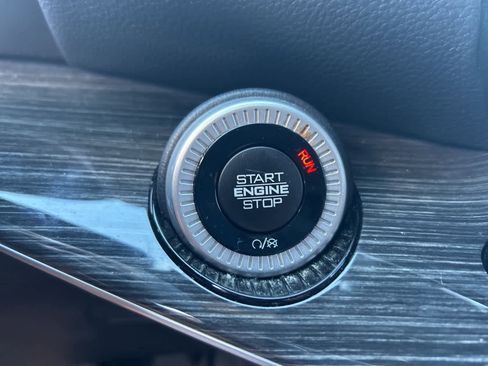 Used 2022 Jeep Wagoneer Series II image 56