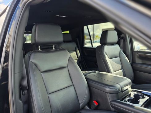 Used 2025 Chevrolet Tahoe LT AWD/4WD image 10