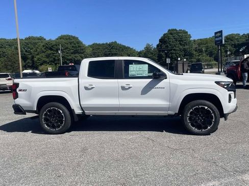 New 2026 Chevrolet Colorado Z71 w/ Technology Package AWD/4WD image 2