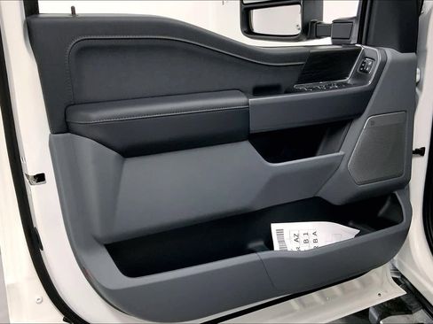 New 2025 Ford F150 Lariat w/ Equipment Group 501A Mid image 11