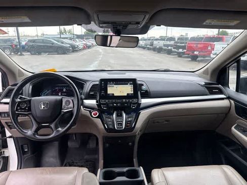 Used 2018 Honda Odyssey Elite image 14