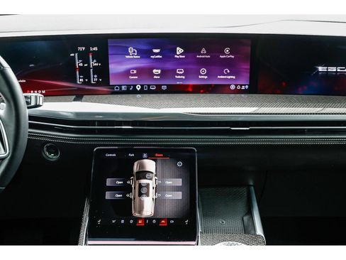 Used 2025 Cadillac Escalade ESV V AWD/4WD image 12