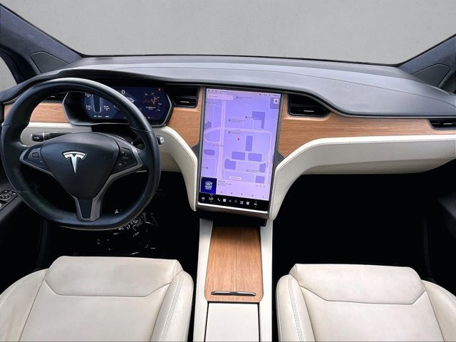 Used 2020 Tesla Model X Long Range AWD/4WD image 16