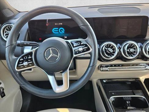 Certified 2023 Mercedes-Benz EQB 250+ EQB 250+ w/ Exclusive Package image 17