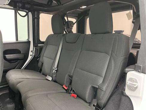 Used 2021 Jeep Wrangler Unlimited Sport AWD/4WD image 35