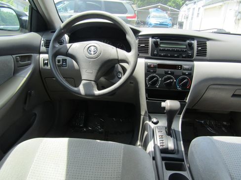 Used 2005 Toyota Corolla CE FWD image 14