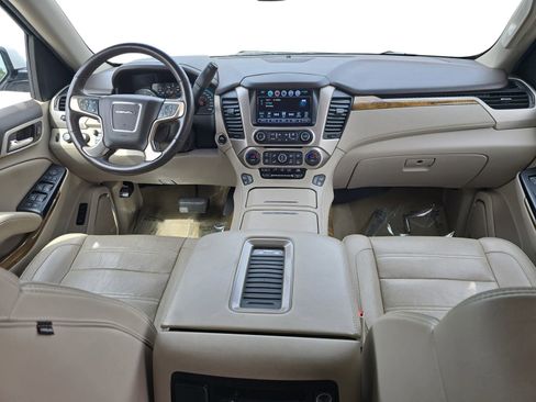 Used 2017 GMC Yukon XL Denali w/ Open Road Package AWD/4WD image 9
