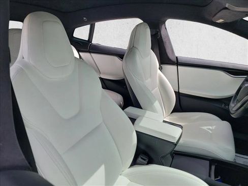 Used 2020 Tesla Model S Performance image 15