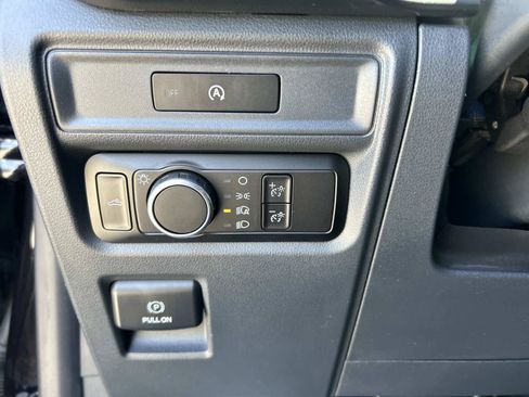 Used 2025 Ford F150 STX AWD/4WD image 25