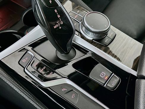 Used 2018 BMW 540i RWD image 7