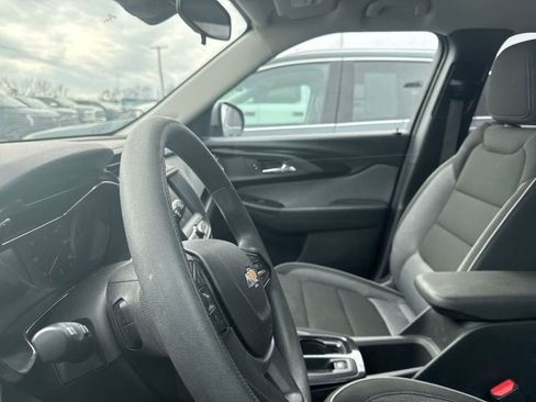 Used 2023 Chevrolet TrailBlazer LT image 30
