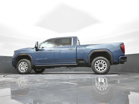 New 2026 GMC Sierra 2500 Denali image 38