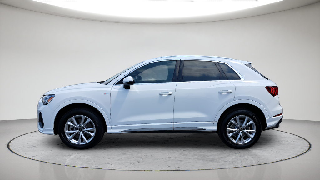 Used 2025 Audi Q3 2.0T Premium AWD/4WD image 8