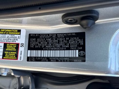 Used 2024 Toyota Camry LE FWD image 23