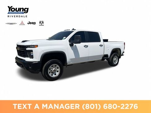 Used 2024 Chevrolet Silverado 2500 W/T AWD/4WD image 1