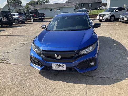 Used 2019 Honda Civic EX image 8