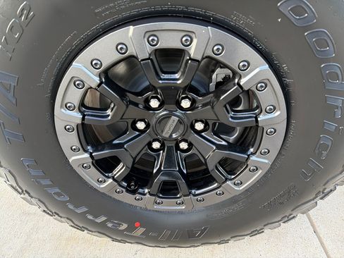 New 2025 Ford Bronco Raptor image 26