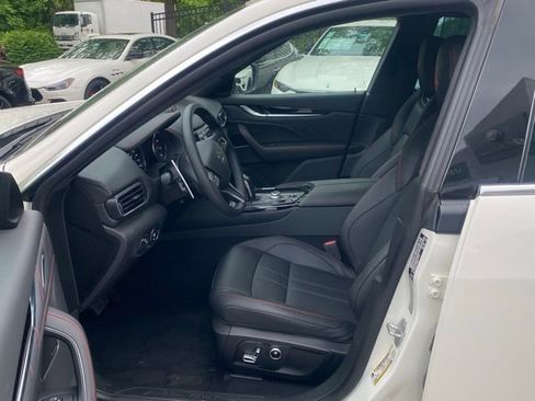 New 2024 Maserati Levante GT Ultima image 21