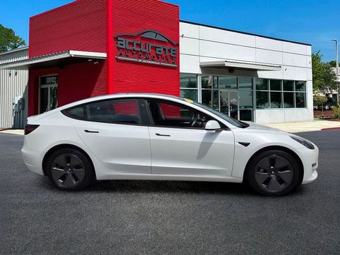 Used 2023 Tesla Model 3 Standard Range RWD image 6