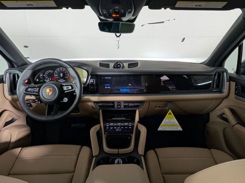 New 2026 Porsche Cayenne AWD/4WD image 20