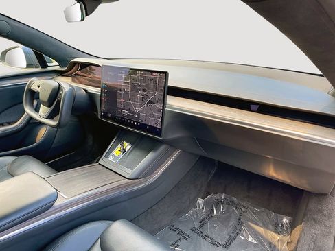 Used 2023 Tesla Model S Standard Range AWD/4WD image 21