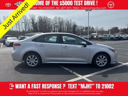 Used 2024 Toyota Corolla LE image 2