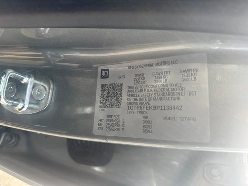 Used 2023 GMC Canyon Denali AWD/4WD image 32